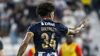 Paolo Guerrero define el empleo