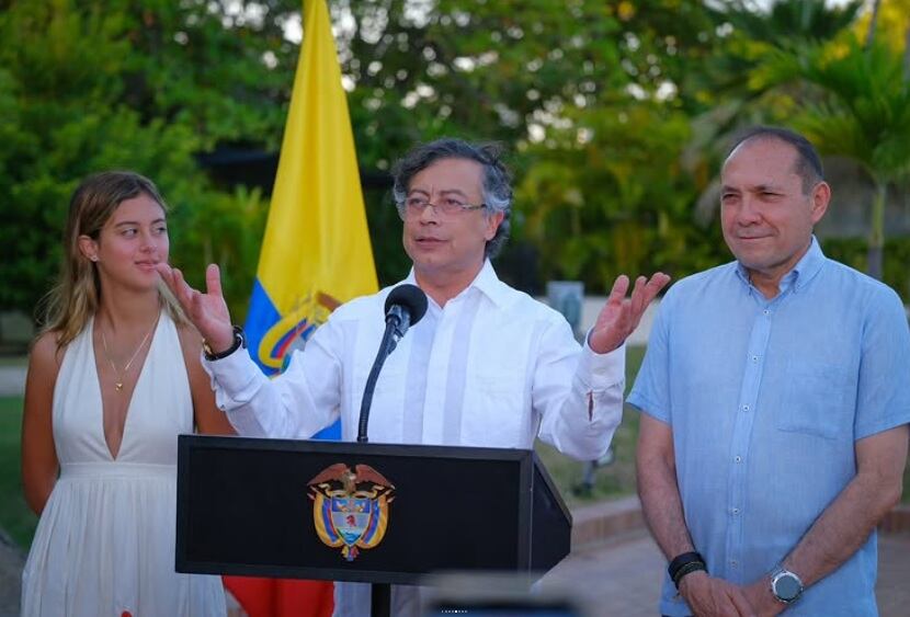 La reciente subida del salario mínimo por el gobierno Petro influyó en la percepción ciudadana, según CNC - crédito Presidencia de la República