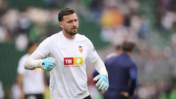 El portero normacedonio Stole Dimitrievski renueva con el Valencia CF hasta 2028