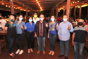 (También acompañó Atenea Gómez Ricalde,