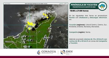 Mapa satelital de la Península de Yucatán con nubes, símbolos de rayos amarillos, ciudades y texto de pronóstico del tiempo de CONAGUA y SMN