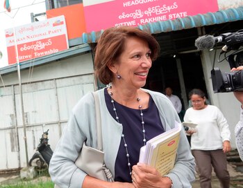 Christine Schraner Burgener (C), enviada Especial de las Naciones Unidas (ONU) en Myanmar. EFE/EPA/NYUNT WIN/Archivo