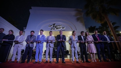 Inauguraron el Museo de Los Tigres del Norte en Mocorito: los tres candados de la puerta negra fueron abiertos