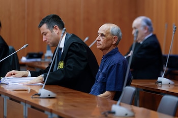 El asesino en serie José Jurado Montilla, alias el Titi o Dinamita Montilla, en el juzgado por la muerte a tiros de un joven de 21 años en agosto de 2022 en Los Montes de Málaga, a 25 de mayo de 2026. (EFE/ Jorge Zapata)
