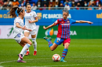 La investigación siguió a 33