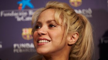 Compositores de Shakira y otros