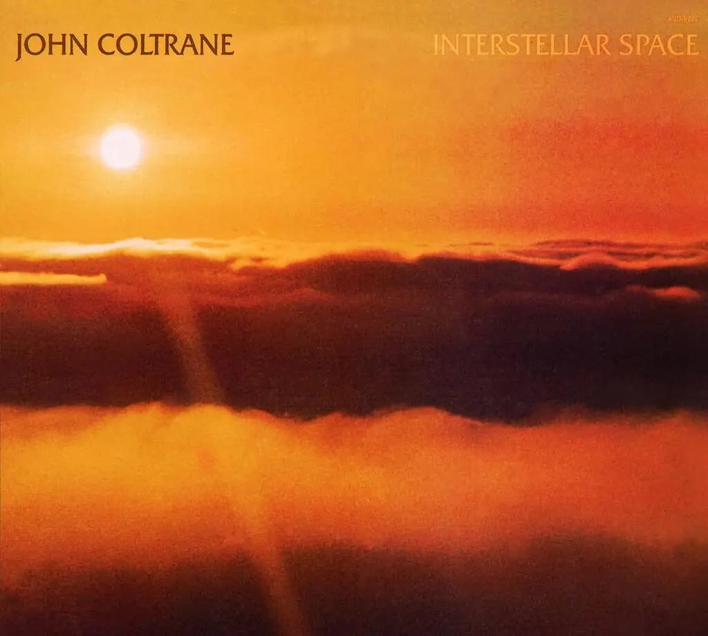 Las obras tardías de John Coltrane, como «Ascension» e Interstellar Space, presentaron una estructura sonora compleja.
