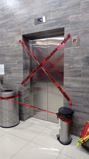 El elevador fue clausurado por