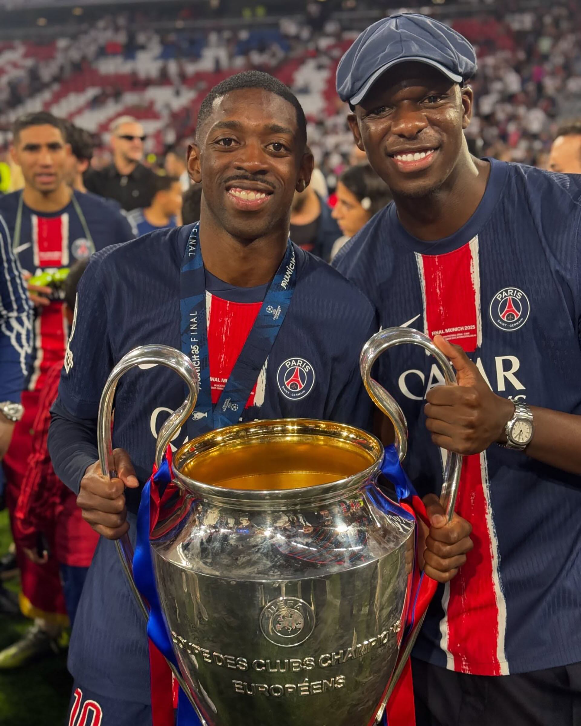 Ousmane Dembélé con Moustapha Diatta, su gran amigo desde la infancia (@moouss23)