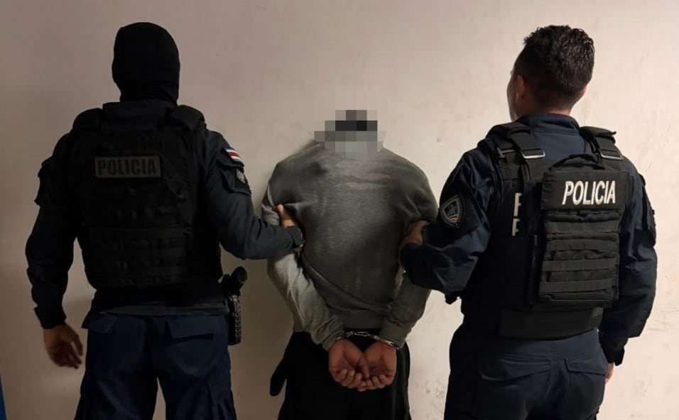 La Fuerza Pública detuvo en Paso Canoas a un ciudadano panameño requerido en su país por homicidio agravado. Crédito: MSP