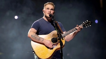 Zach Bryan, el exmarine que