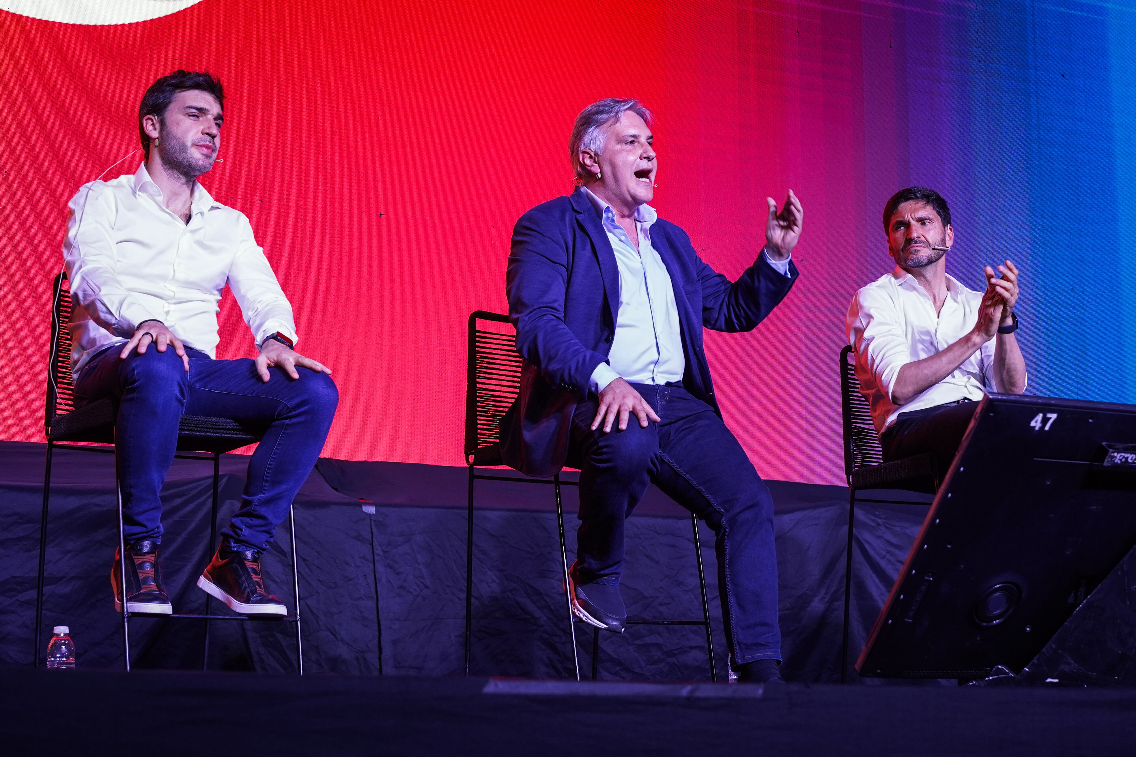 Del encuentro participaron Nacho Torres y Maxi Pullaro. Llaryora estuvo al tanto de lo que se habló (RS Fotos)