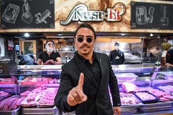 Salt Bae cerró su hamburguesería