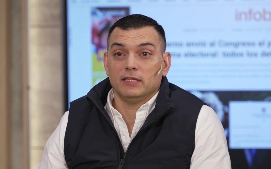 Álvarez Agis critica la presión fiscal elevada en Argentina y sostiene que el gasto público aumentó para cubrir errores estructurales (Infobae en Vivo)