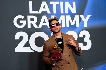 Ovy On The Drums cierra