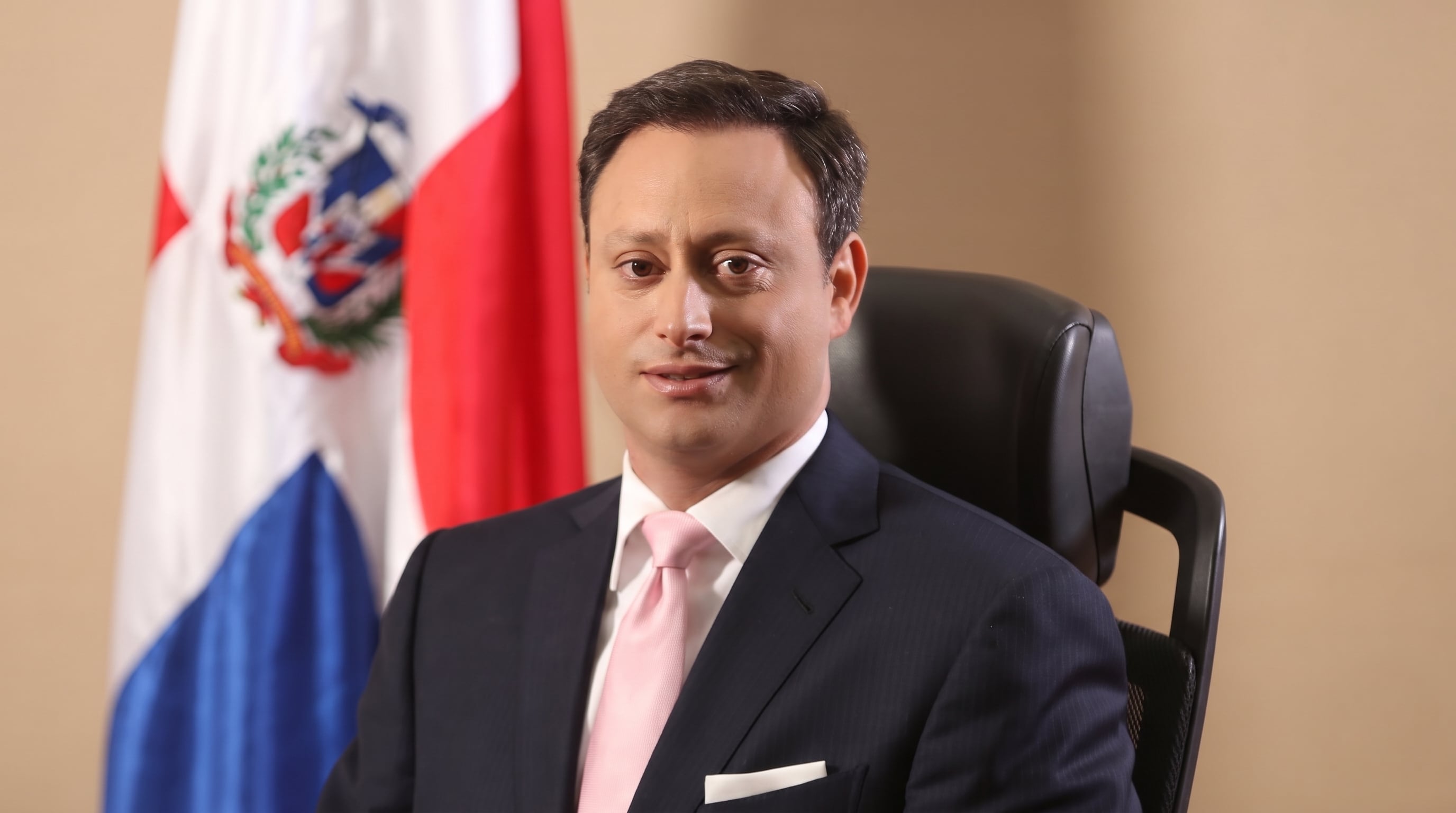 Juez dominicano mantiene en pie el juicio contra el exprocurador por presunta corrupción