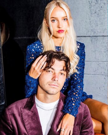 La pareja se conoció durante