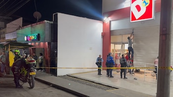 Las autoridades acordonaron la zona y descartaron la presencia de alcohol en el conductor, mientras se investiga si hubo error humano, falla mecánica o exceso de velocidad como posibles causas - crédito redes sociales / X