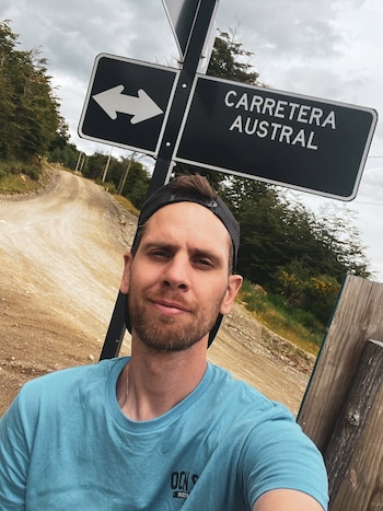 Un argentino en el único pueblo del mundo donde sus habitantes solo pueden moverse en pasarelas