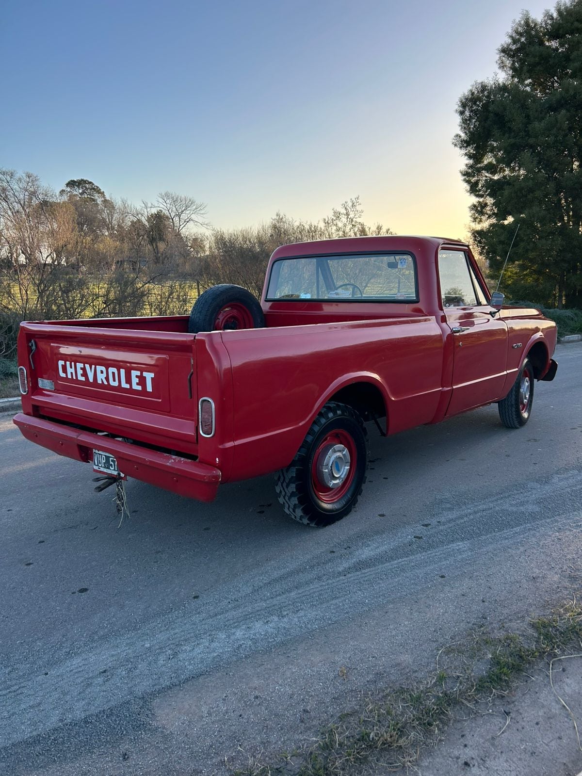 La camioneta estaba guardada en un garage de una antigua estación de servicio propiedad del padre de Bernardo
