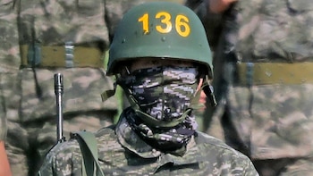 Son, con casco a prueba