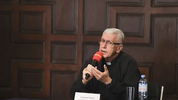 Cardenal Carlos Castillo anuncia que misas incorporarán escritos del Papa León XIV como preparación para su visita al Perú