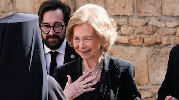 La reina Sofía, bien acompañada