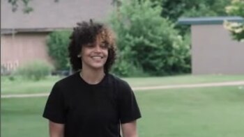 Confundieron a una adolescente con