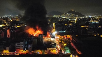 Incendio en Mesa Redonda: Vecinos