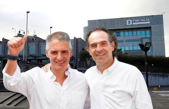 Gobernador de Antioquia y alcalde de Medellín se pronunciaron sobre la reactivación de órdenes de captura contra 16 de los 23 cabecillas de bandas criminales - crédito @AndresJRendonC/X/Reuters