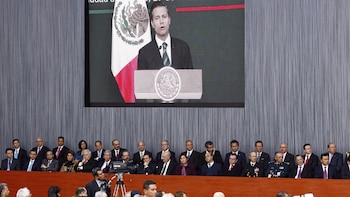 Presos, fuera del ojo público