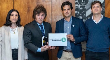 El entonces candidato presidencial Javier