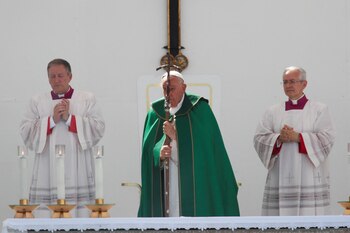 El papa durante la misa