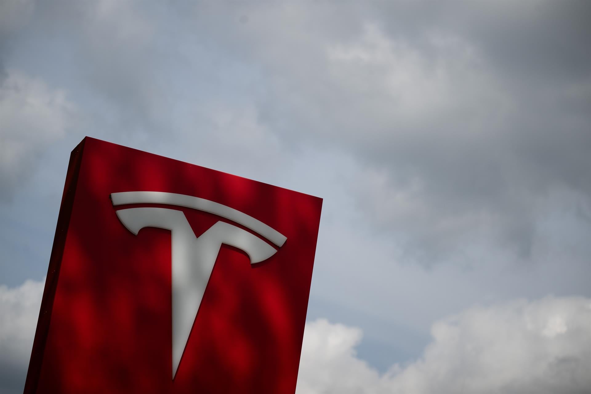 Elon Musk cuenta con diferentes bonos en Tesla que no se le será entregado hasta 2028. (Europa Press)