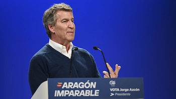 Feijóo pide a Sánchez dejar