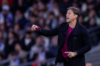 Matías Almeyda priorizou o técnico Rayados e procurou se redimir da falta de energia antes da primeira partida contra o Santos Laguna. EFE/ Javier Lizón