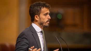 Vox saluda que Trump prohíba