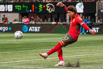 El portero mexicano fue criticado