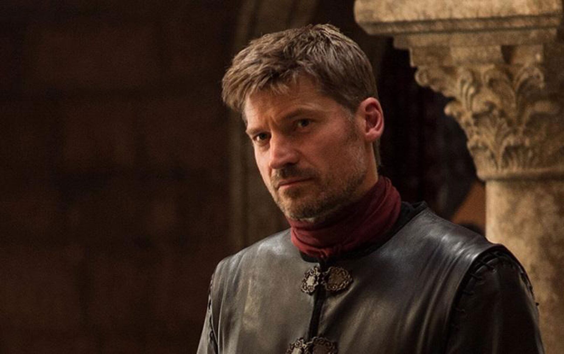 El vínculo con Groenlandia forma parte central de la vida familiar del actor, quien subrayó la importancia de las raíces groenlandesas y danesas para sus hijas