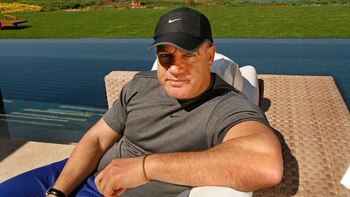 El filántropo israelí accionista del