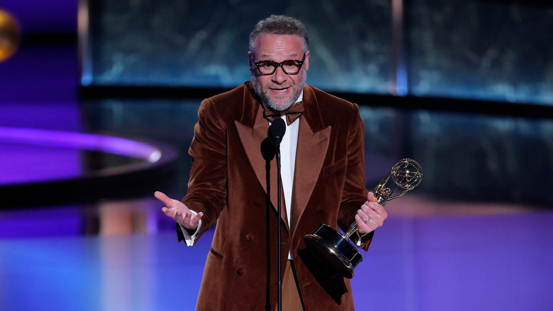Seth Rogen ganó como mejor actor de una serie de comedia en los Emmy Awards 2025. (Reuters)