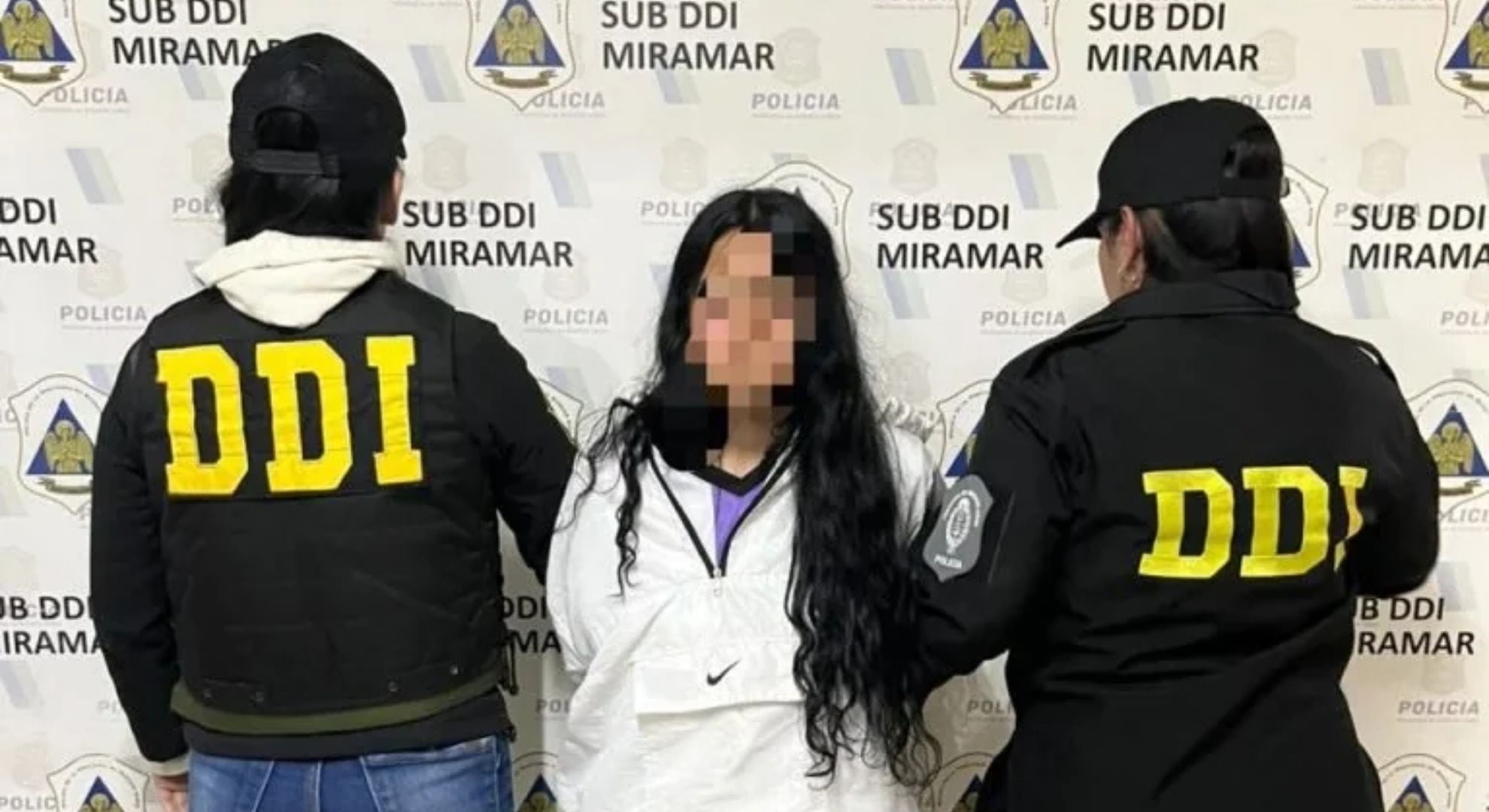 Apuñaló a una adolescente en Miramar para robarle la bicicleta y fue detenida una semana después