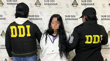 Apuñaló a una adolescente en Miramar para robarle la bicicleta y fue detenida una semana después
