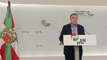 PNV recuerda al Rey la