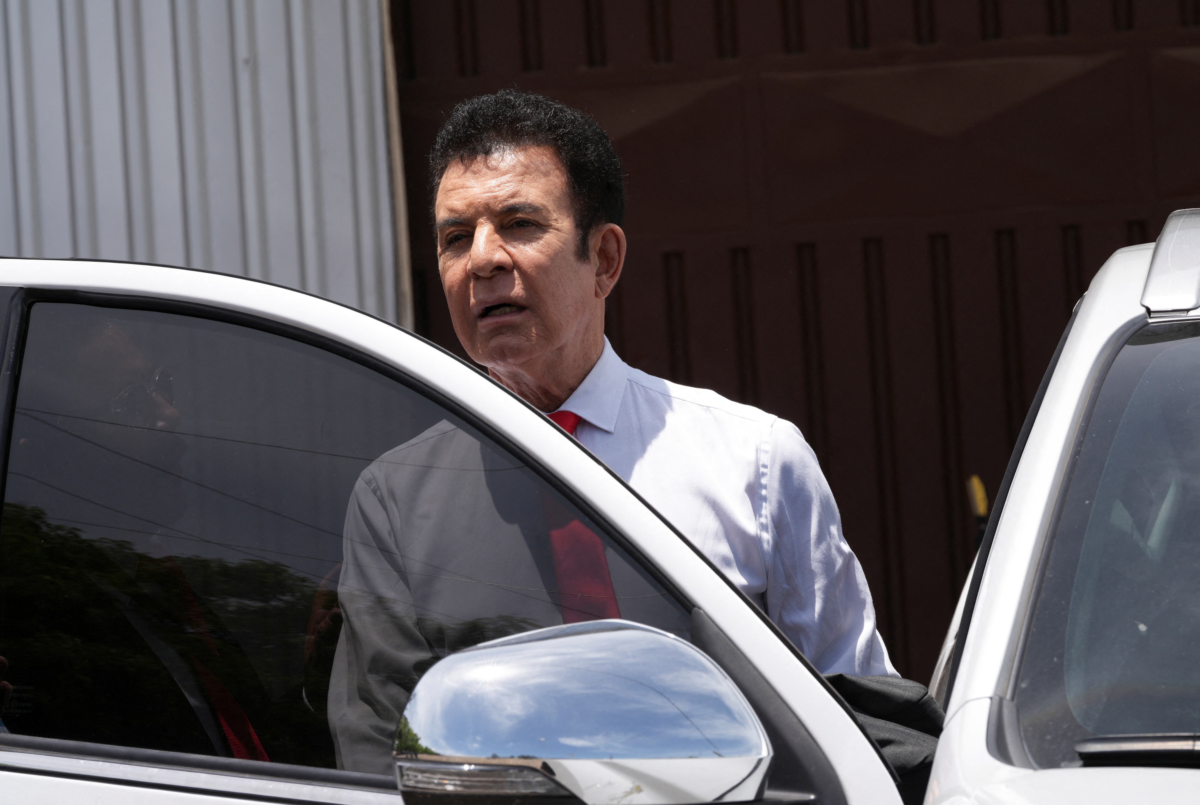 El candidato presidencial Salvador Nasralla, del Partido Liberal de Honduras (REUTERS/Fredy Rodriguez)