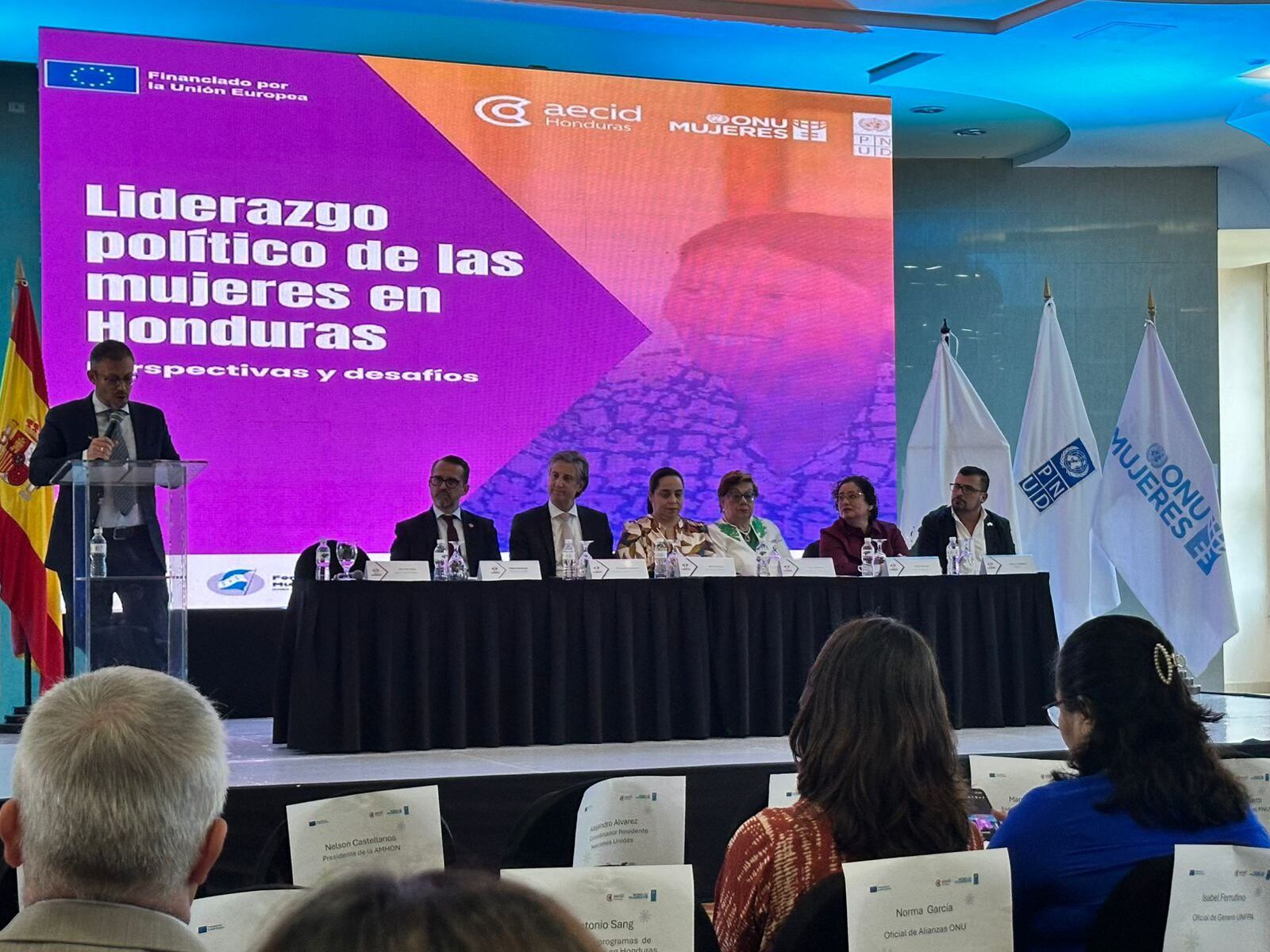 Setenta casos recientes de hostigamiento marcan el pulso de una batalla pendiente. La presión social y política pone a prueba la persistencia y el coraje de quienes buscan igualdad en los espacios de poder (Foto cortesía Observatorio Político de Mujeres)