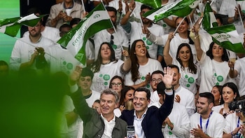 Moreno pide "último esfuerzo" para ganar "ampliamente" y contar con "fortaleza" para defender intereses andaluces