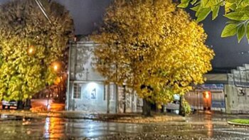 Una vista nocturna de la