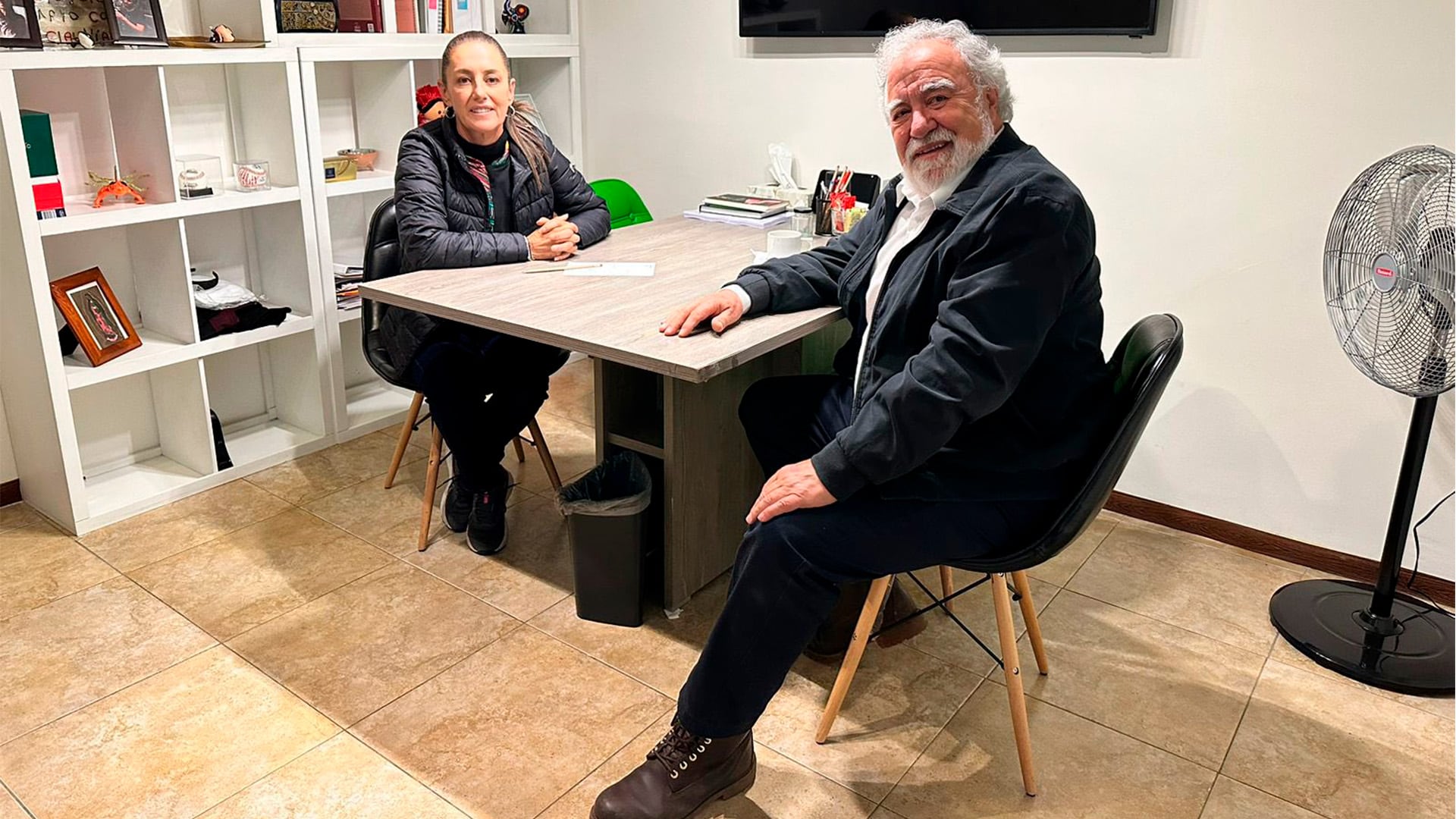 La presidenta Calaudia Sheinbaum durante una reunión con Alejandro Encinas, en septiembre de 2025. (Crédito: X|@ClaudiaSheinbaum)
