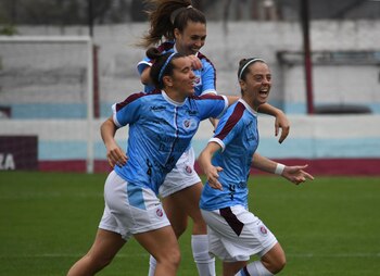 Las chicas de UAI Urquiza